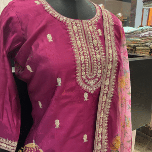 Majenta Salwar Kameez with Floral Organza Dupatta - Image 4